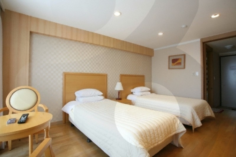Suanbopark Hotel  (10/23)