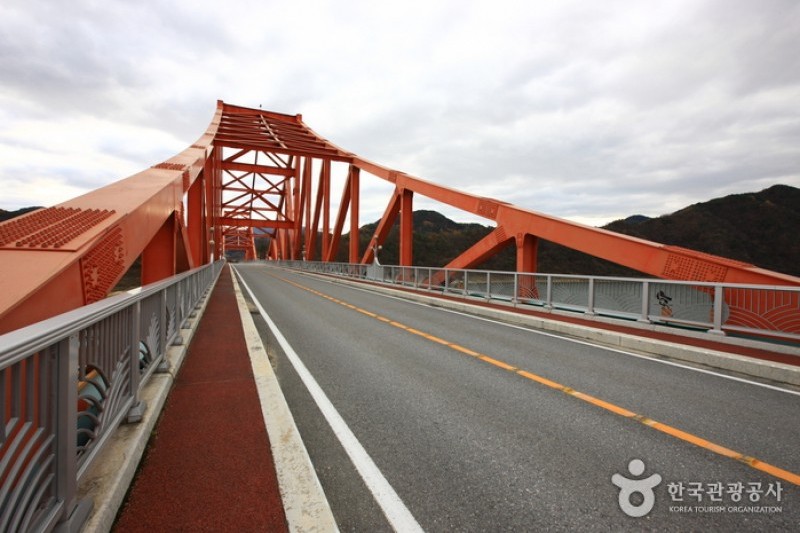 Oksun Bridge