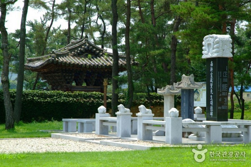 Seon Byeong-guk House  (2/9)