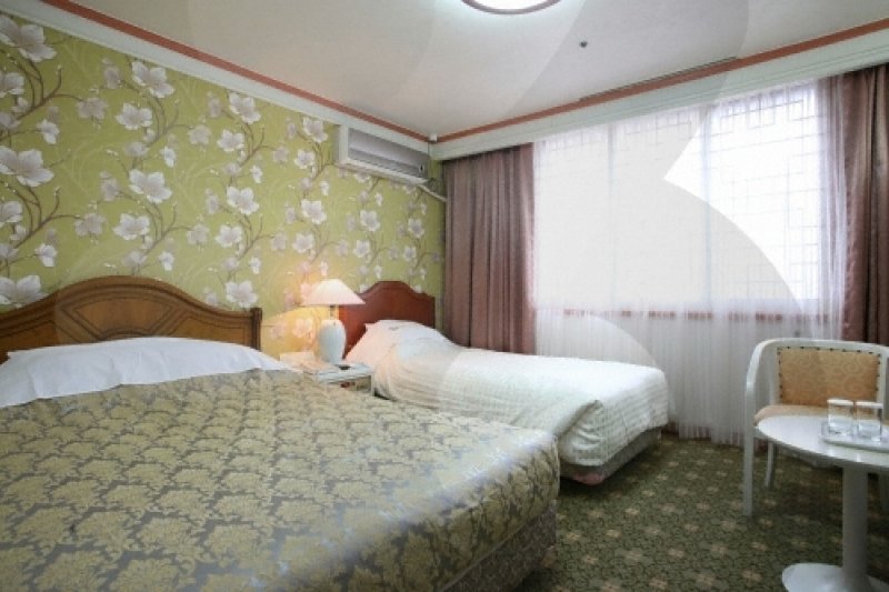 Sangnok Hotel (수안보상록호텔) (20/27)