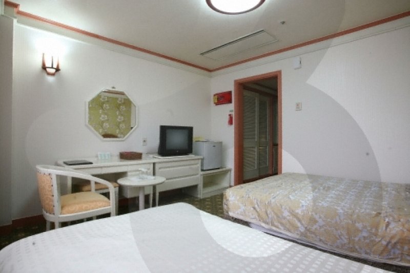Sangnok Hotel (수안보상록호텔) (21/27)