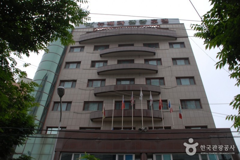 Newvera Tourist Hotel  (2/3)