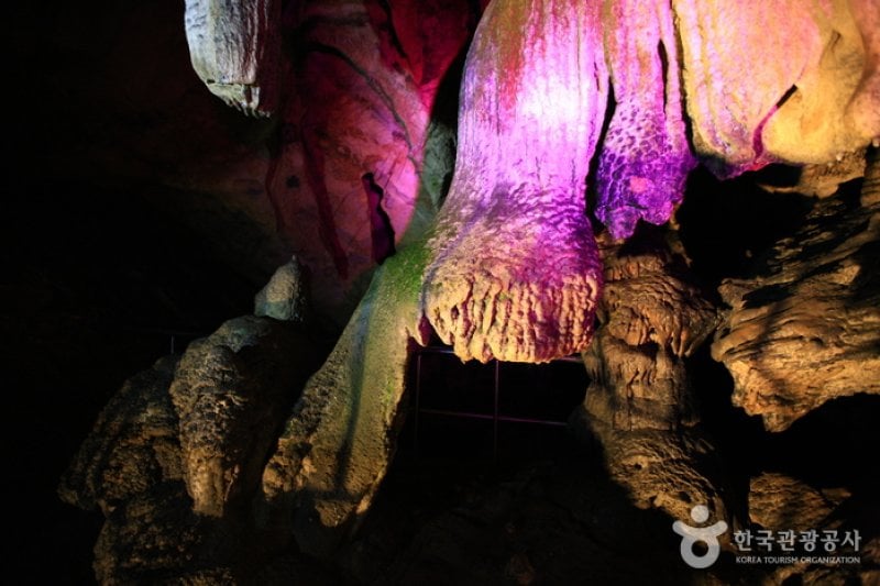 Danyang Ondal Cave (단양 온달동굴) (10/14)