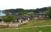 Birthplace of Yuk Young-soo (Okcheon) (옥천 육영수 생가)