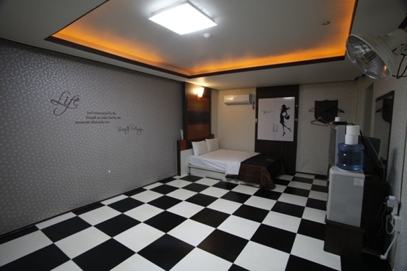 Gloria Motel - Goodstay  (14/15)