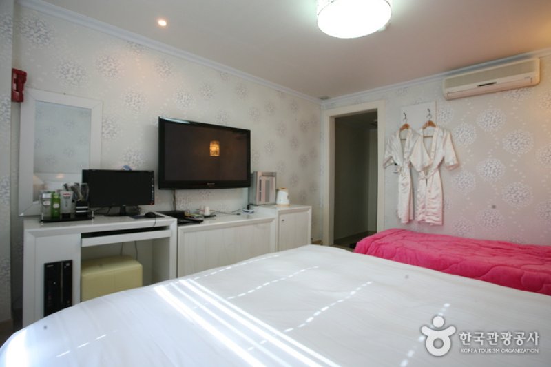 Hotel Gallery  (7/18)