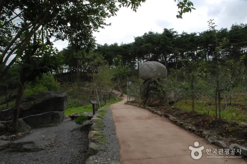 Old Sanmaki Road (산막이옛길) (3/5)