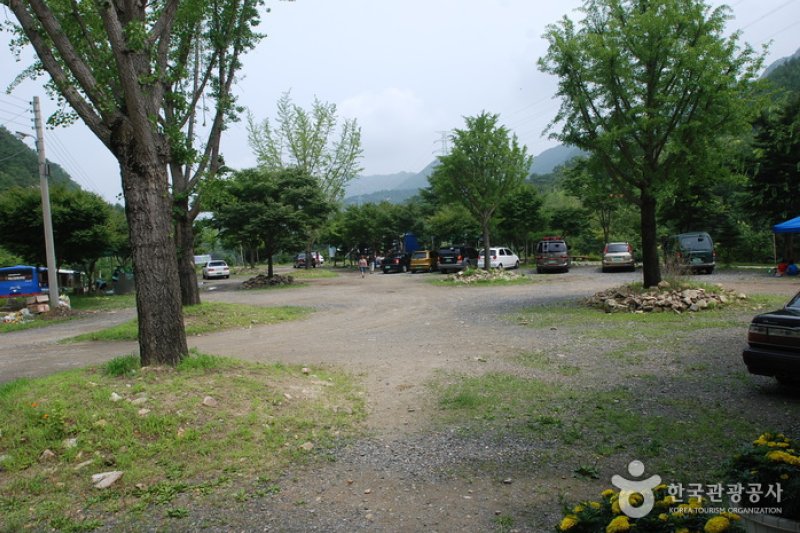 Jangnyeongsan Natural Forest (장령산자연휴양림) (8/17)