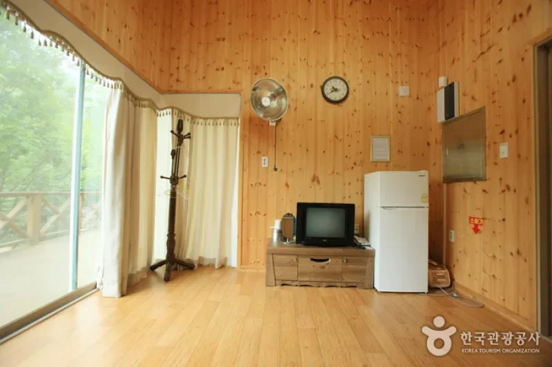 Jwagusan Natural Recreation Forest (좌구산자연휴양림) (7/20)