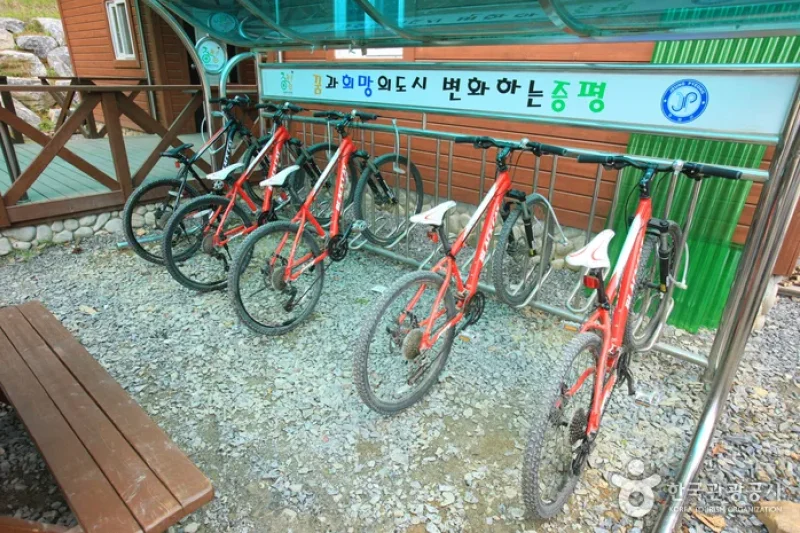 Jwagusan Natural Recreation Forest (좌구산자연휴양림) (12/20)