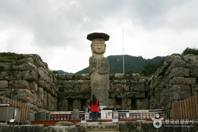 Chungju Mireukdaewon Stone Temple Site (충주 미륵대원지) (4/5)