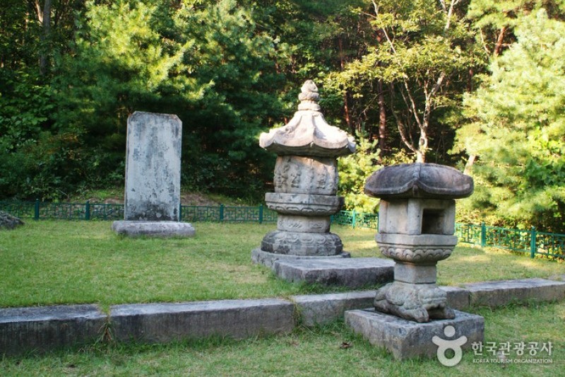 Cheongnyongsa Temple Site  (1/8)