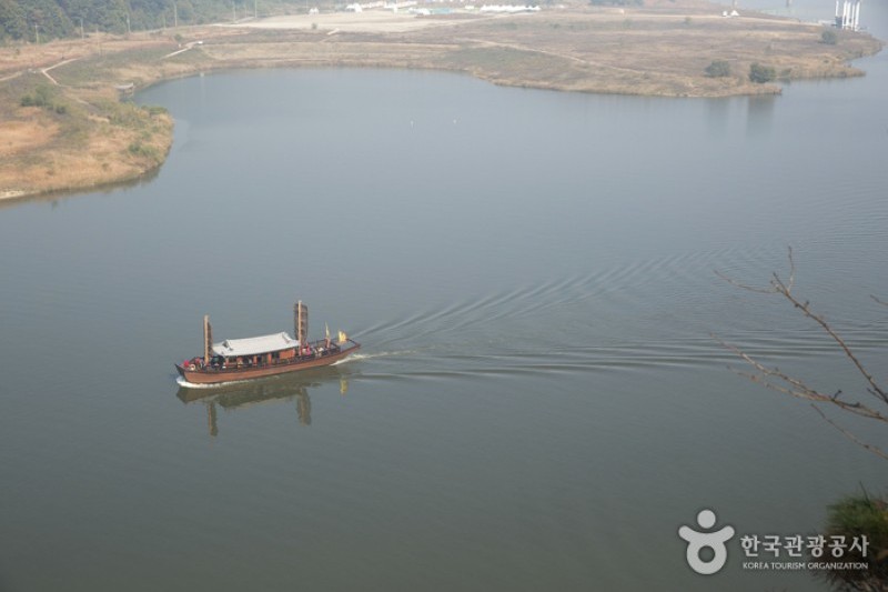 Gwanbuk-ri Relics and Busosanseong Fortress of Buyeo [UNESCO World Heritage]  (39/43)