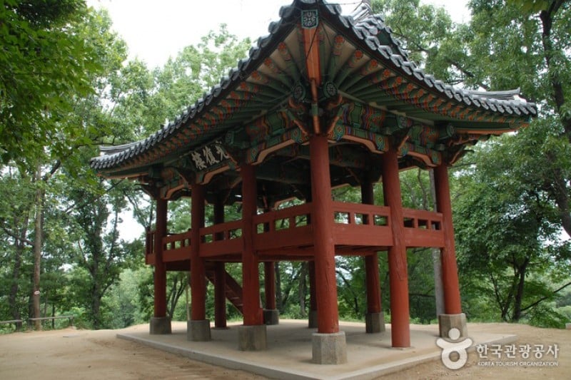 Gongju Gongsanseong Fortress [UNESCO World Heritage]  (22/47)