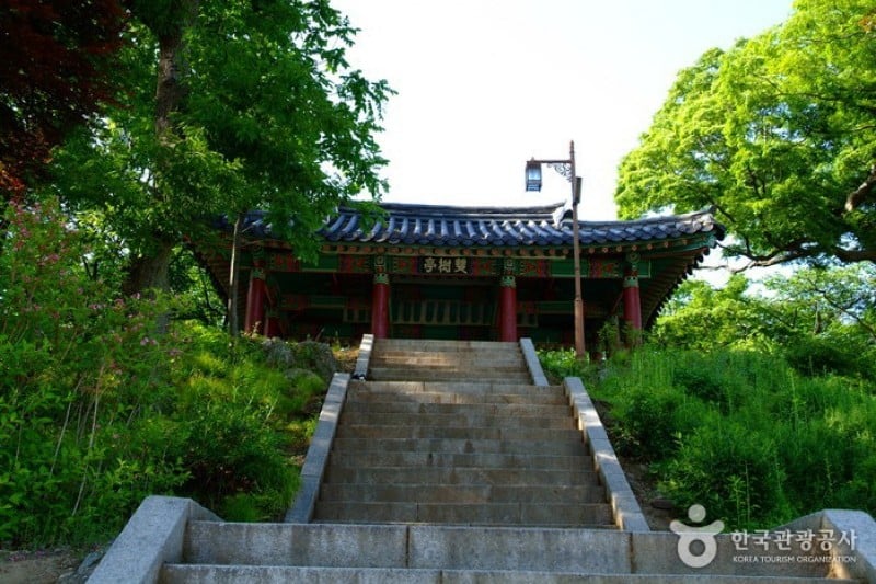 Gongju Gongsanseong Fortress [UNESCO World Heritage]  (42/47)