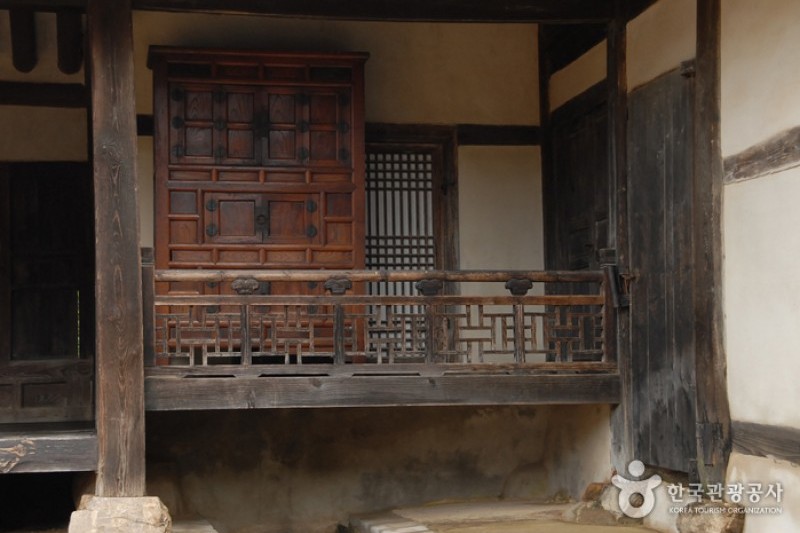 Hyeonchungsa Shrine  (22/38)