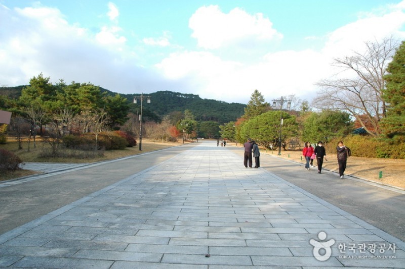 Hyeonchungsa Shrine  (33/38)