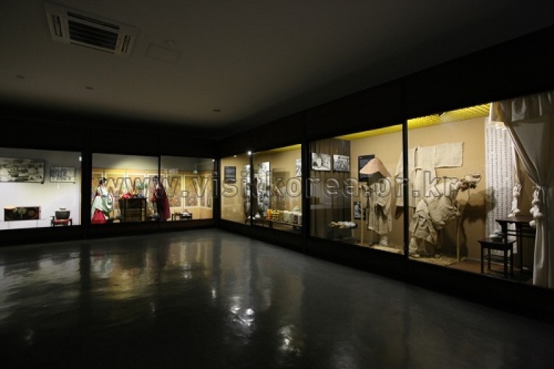 Onyang Folk Museum  (54/59)