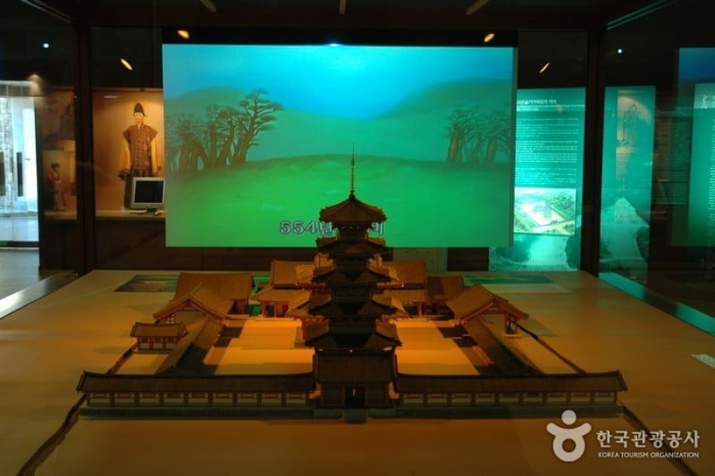 Buyeo Neungsan-ri Ancient Tombs [UNESCO World Heritage]  (10/11)