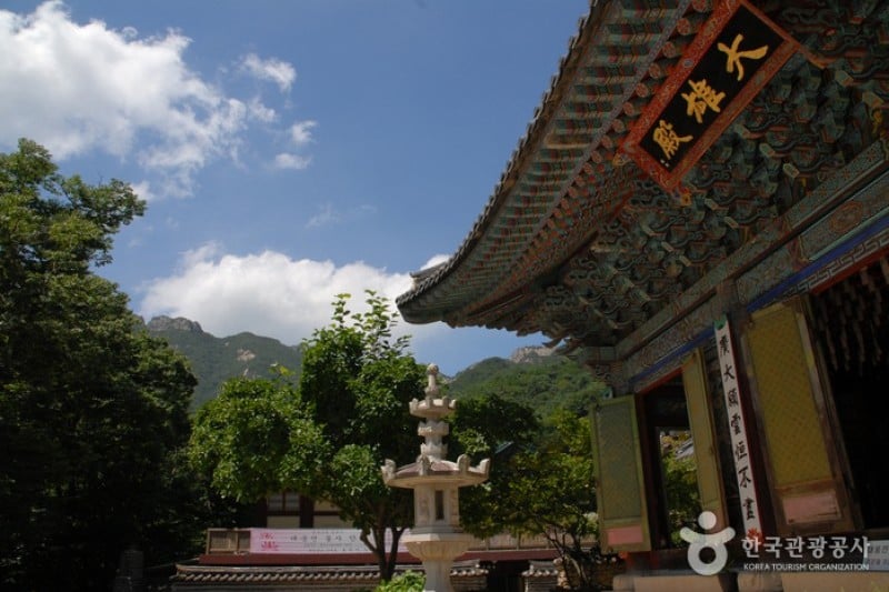 Donghaksa Temple  (16/24)