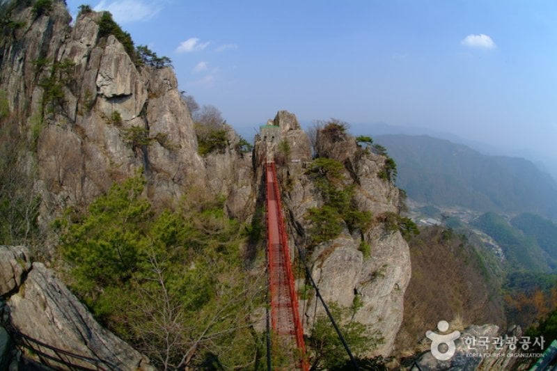 Daedunsan Provincial Park (Geumsan) (대둔산도립공원 - 금산) (5/36)