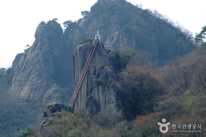 Daedunsan Provincial Park (Geumsan) (대둔산도립공원 - 금산) (16/36)