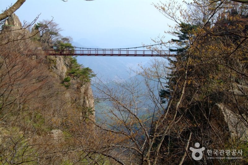 Daedunsan Provincial Park (Geumsan) (대둔산도립공원 - 금산) (33/36)