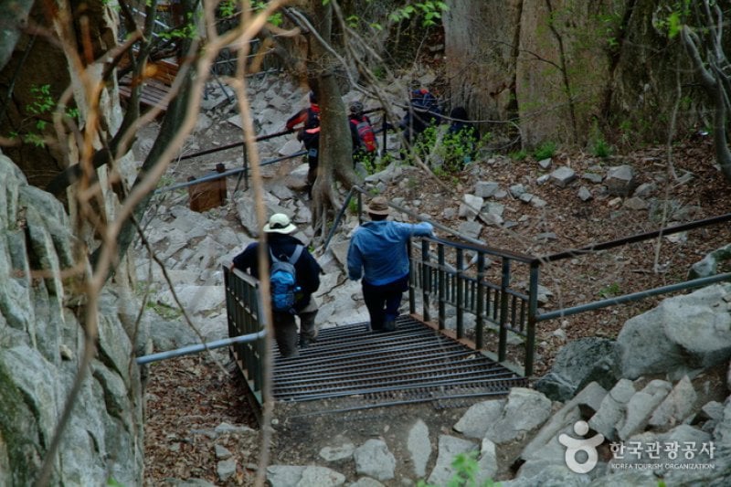 Daedunsan Provincial Park (Geumsan) (대둔산도립공원 - 금산) (34/36)