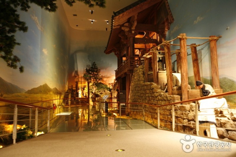 Baekje History &amp; Culture Museum  (3/9)