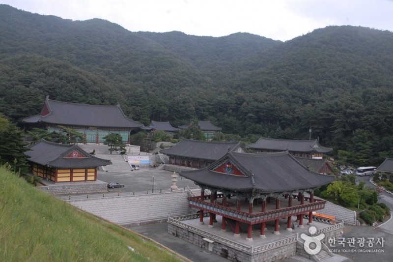 Gakwonsa Temple  (5/11)