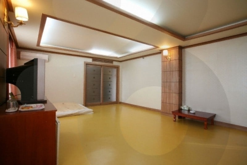 Palace Hotel Onyang  (10/17)