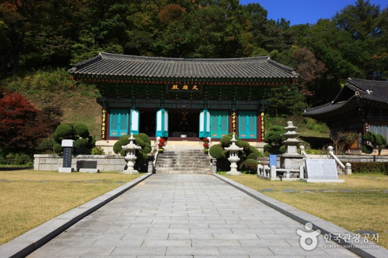 Gwangdeoksa Temple  (22/26)