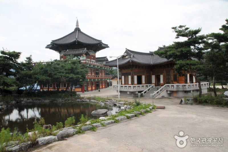 Korea Traditional Architecture Museum  (4/14)