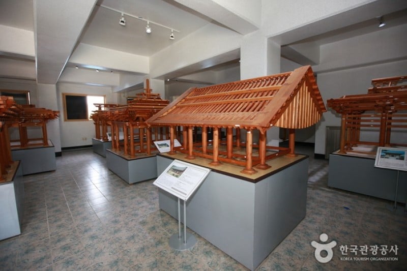 Korea Traditional Architecture Museum  (14/14)