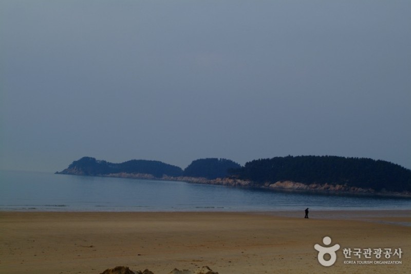 Mallipo Beach  (2/11)