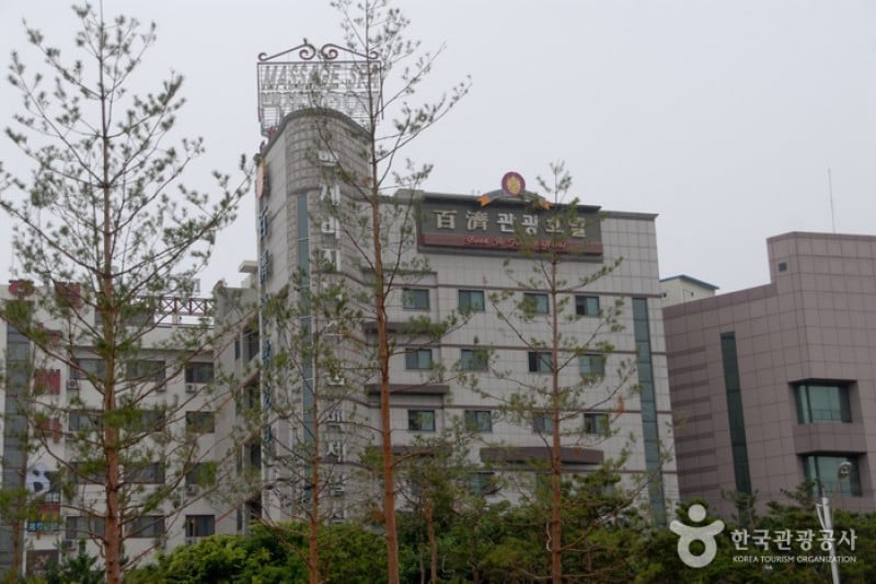 Baekche Tourist Hotel  (3/9)