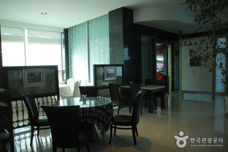 Baekche Tourist Hotel  (9/9)