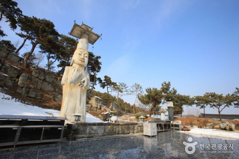Gwanchoksa Temple  (18/27)