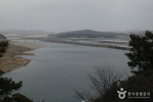 Baegmagang River