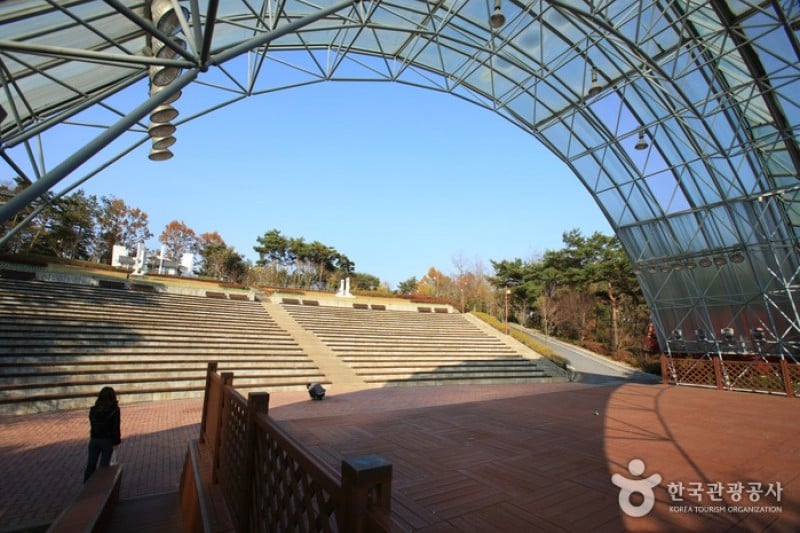 Muhancheon Stream  (10/19)