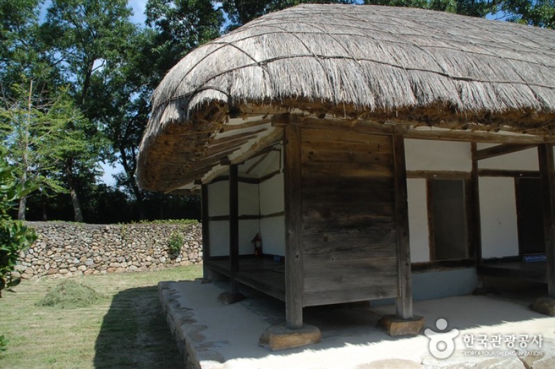 Chunguisa Shrine  (50/63)