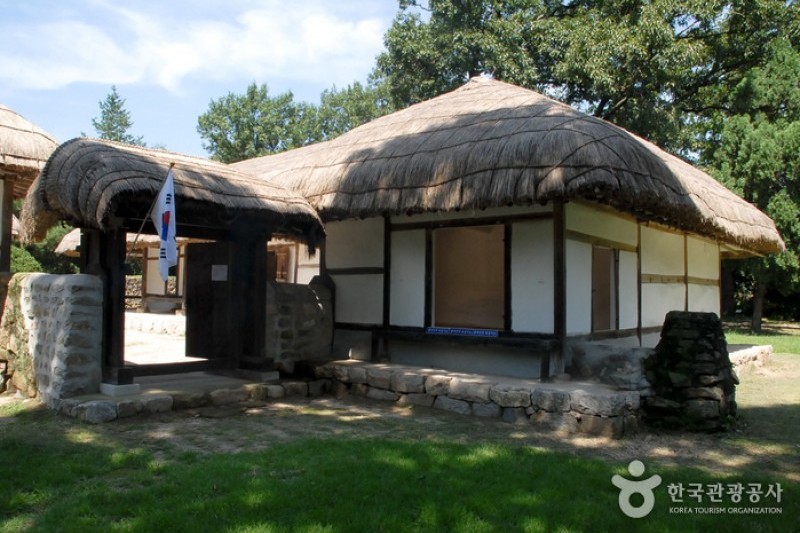 Chunguisa Shrine  (52/63)