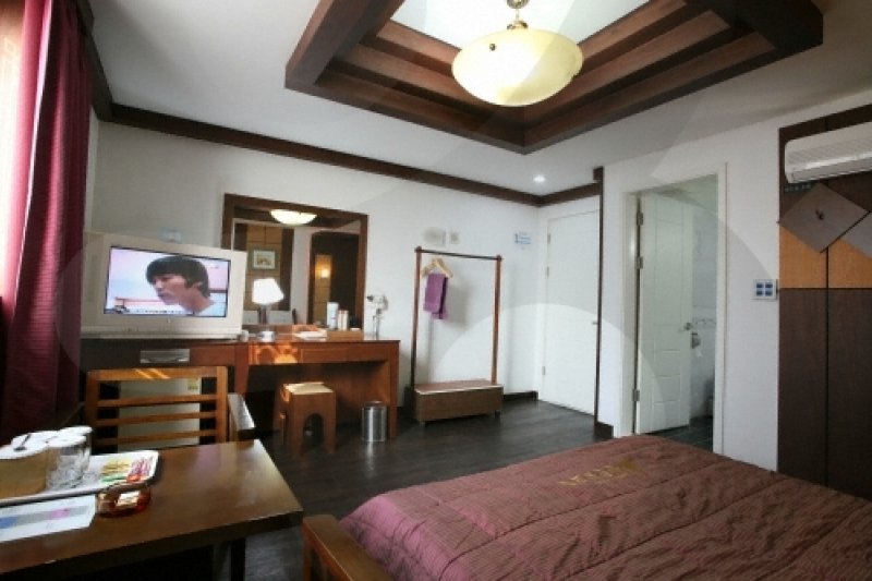 Cheonan Central Tourist Hotel 