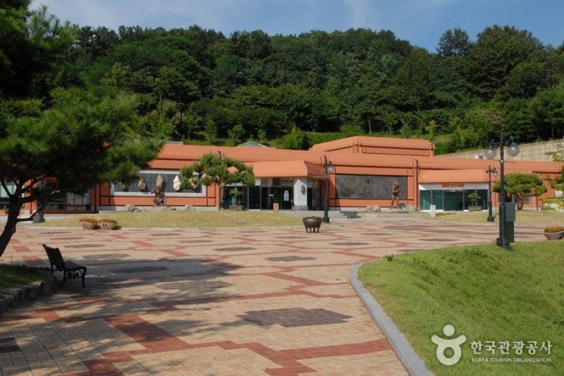 Seokjangni Museum  (6/11)