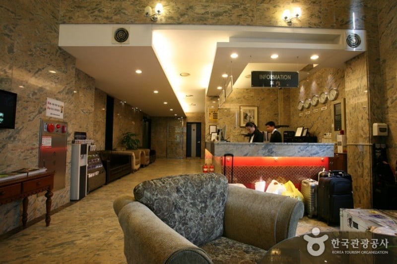 Cheonan Metro Tourist Hotel  (2/17)