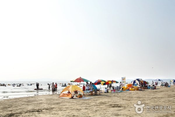 Cheongpodae Beach