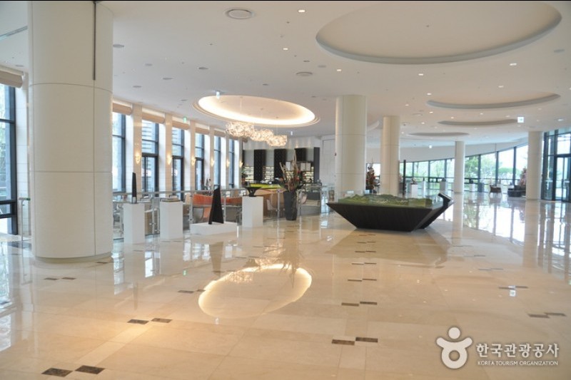 Lotte Buyeo Resort  (2/17)