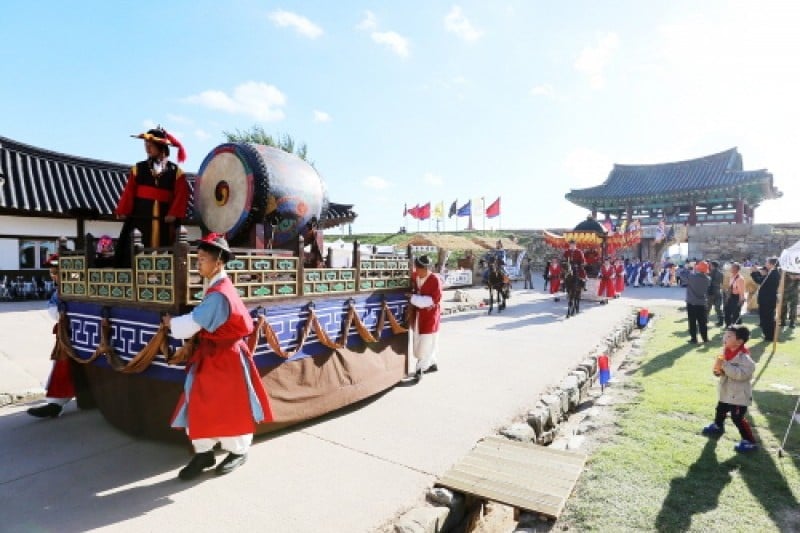 Seosan Haemieupseong Fortress Festival  (4/7)