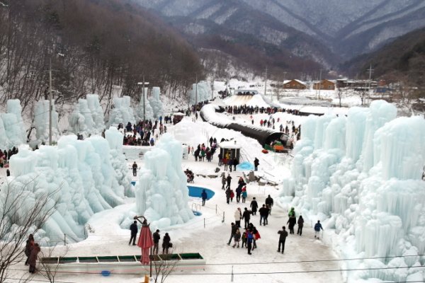 Chilgapsan Ice Fountain Festival