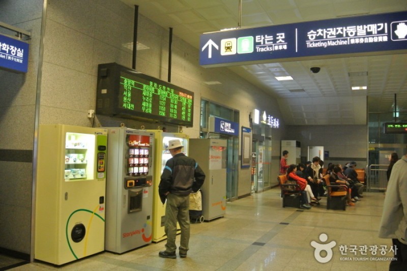 Onyangoncheon Station  (2/6)